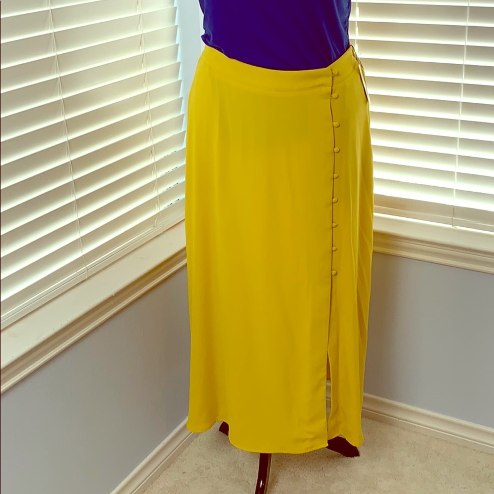 A new day target yellow midi skirt xl NWT